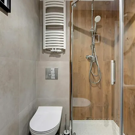 Sztormowa 1a, 1,8km Do Morza, 1,1km Do Ergo Areny, 900m Do Hipodromu Privatunterkunft