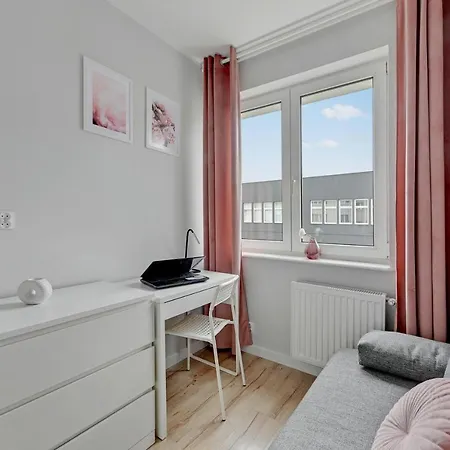 Sztormowa 1a, 1,8km Do Morza, 1,1km Do Ergo Areny, 900m Do Hipodromu * Danzig